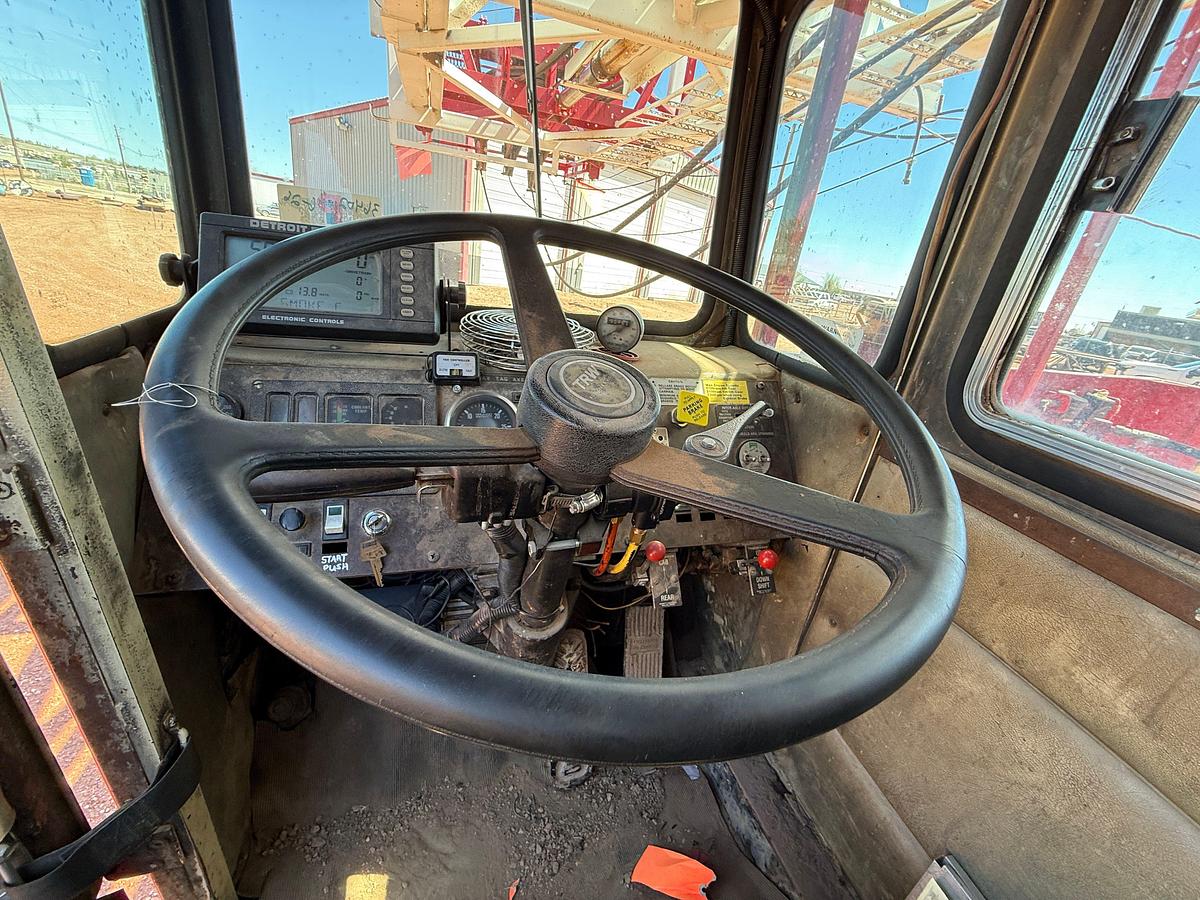 Used 1984 CRANE CARRIER W5384A DD 108’-267K 5-AXLE WELL SERVICE WORKOVER RIG