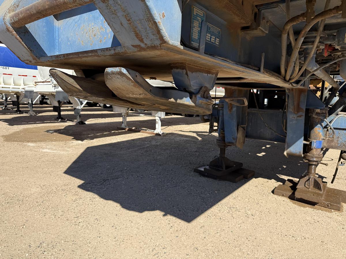 Used 2006 AIR FOAM UNIT P/B (3) CATERPILLAR ENGINES MTD ON PRECISION PUMP & COMPRESSOR T/A DROP DECK TRAILER