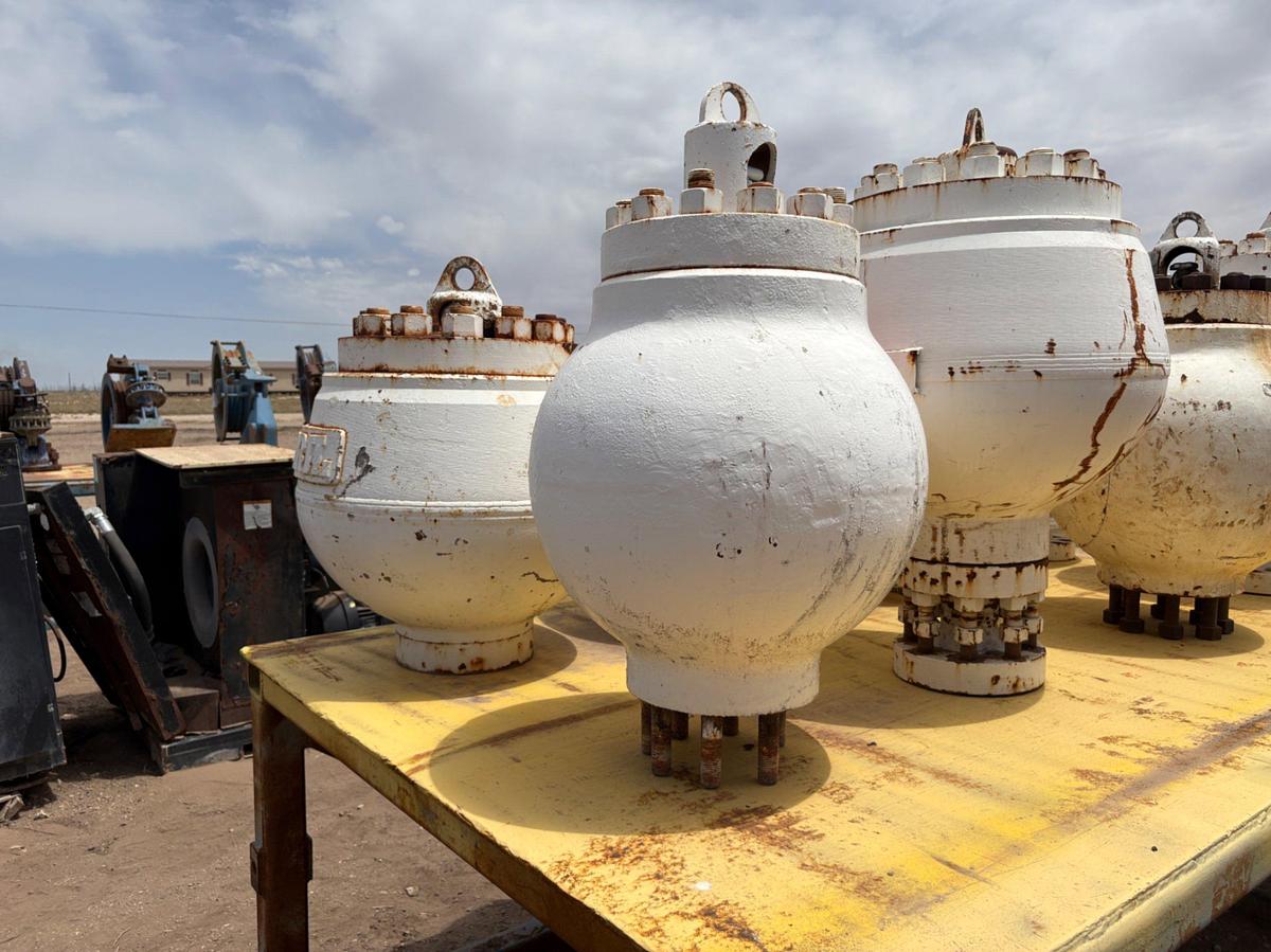 Used (2) HYDRIL 5K pulsation dampeners