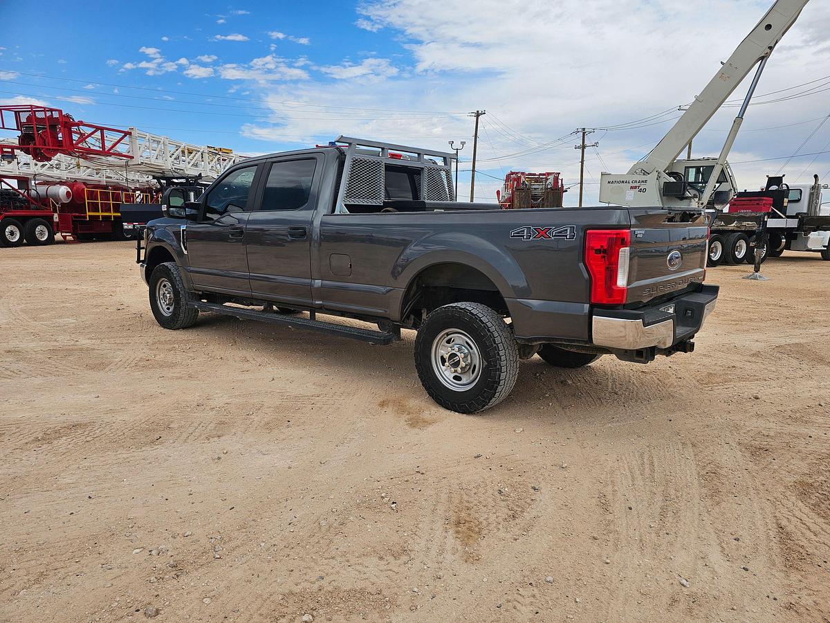 Used 2019 FORD F-250 SUPER DUTY CREW CAB PICKUP TRUCK
