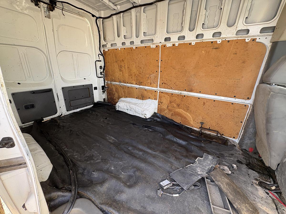 Used 2019 NISSAN NV2500 CARGO VAN