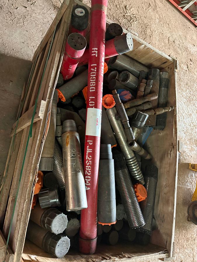 Used CRATE W/ (30+) 2-3/8” -2-7/8” NIPPLE & PUP JTS
