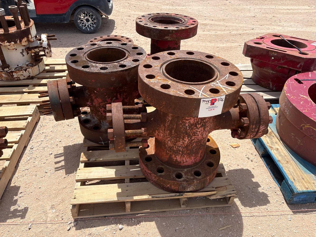 Used 11” x 4” & 11” x 2” fluid/mud crosses