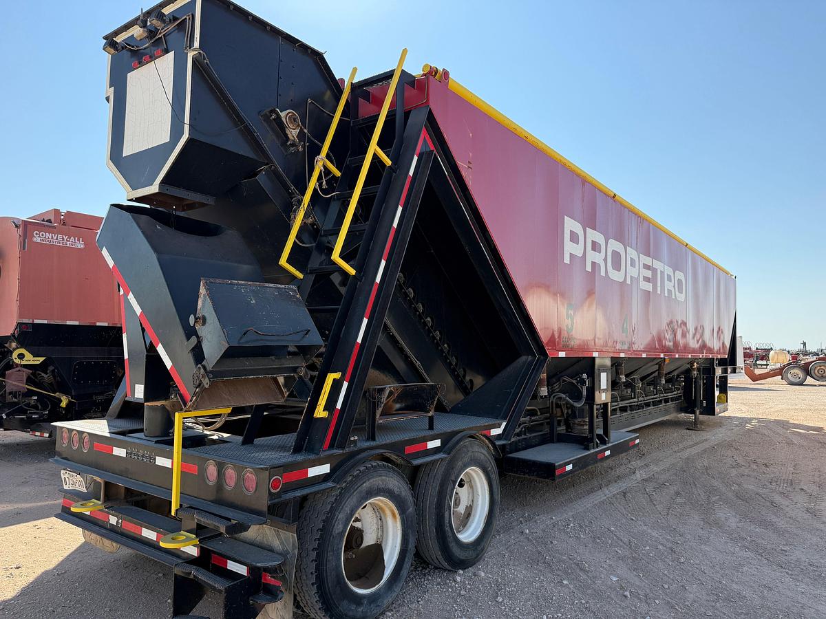 Used 2015 KEYSTONE MSB-2700 T/A 5-COMPARTMENT SAND KING TRAILER