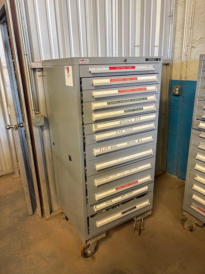 Used Lyon MS-II safety link 13-drawer rolling toolbox w/ assorted machine shop tools