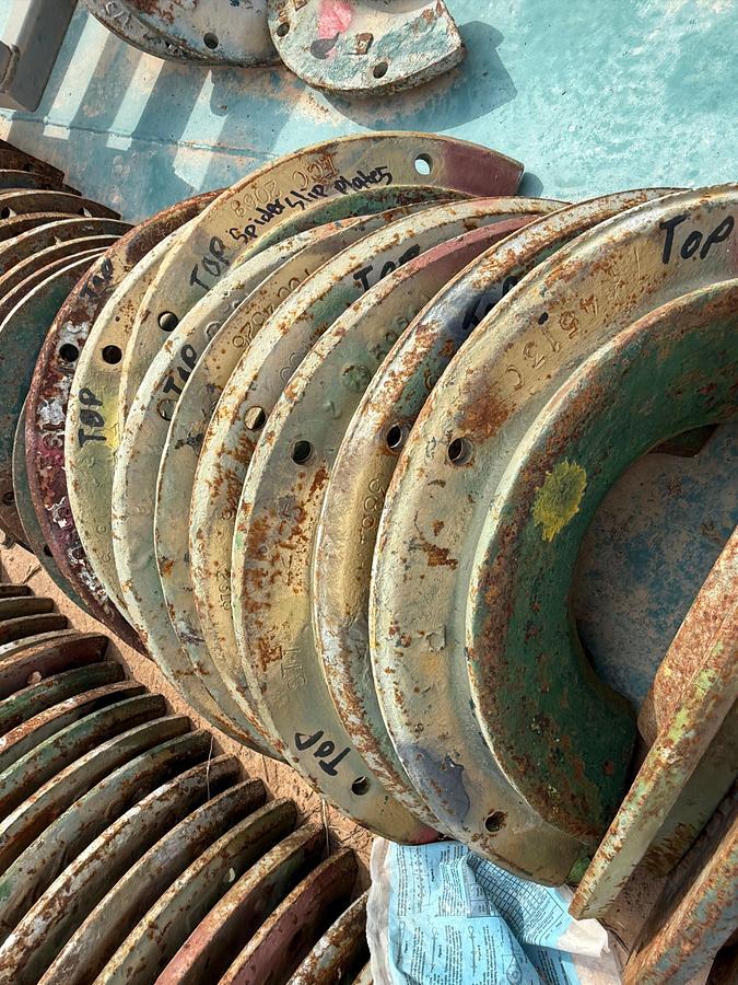 Used LOT OF (100) ASSORTED 2-3/8” THRU 13-3/8” SPIDER SLIP TOP PLATES