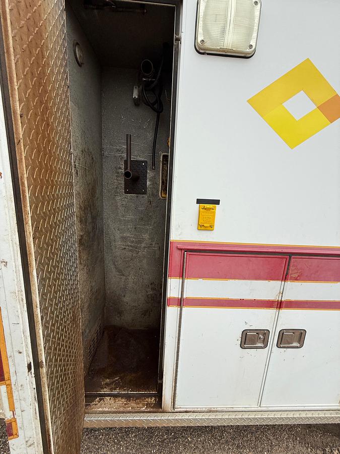 Used 1998 FORD E-SUPER DUTY Ambulance with Torque & Test Pump Equipment