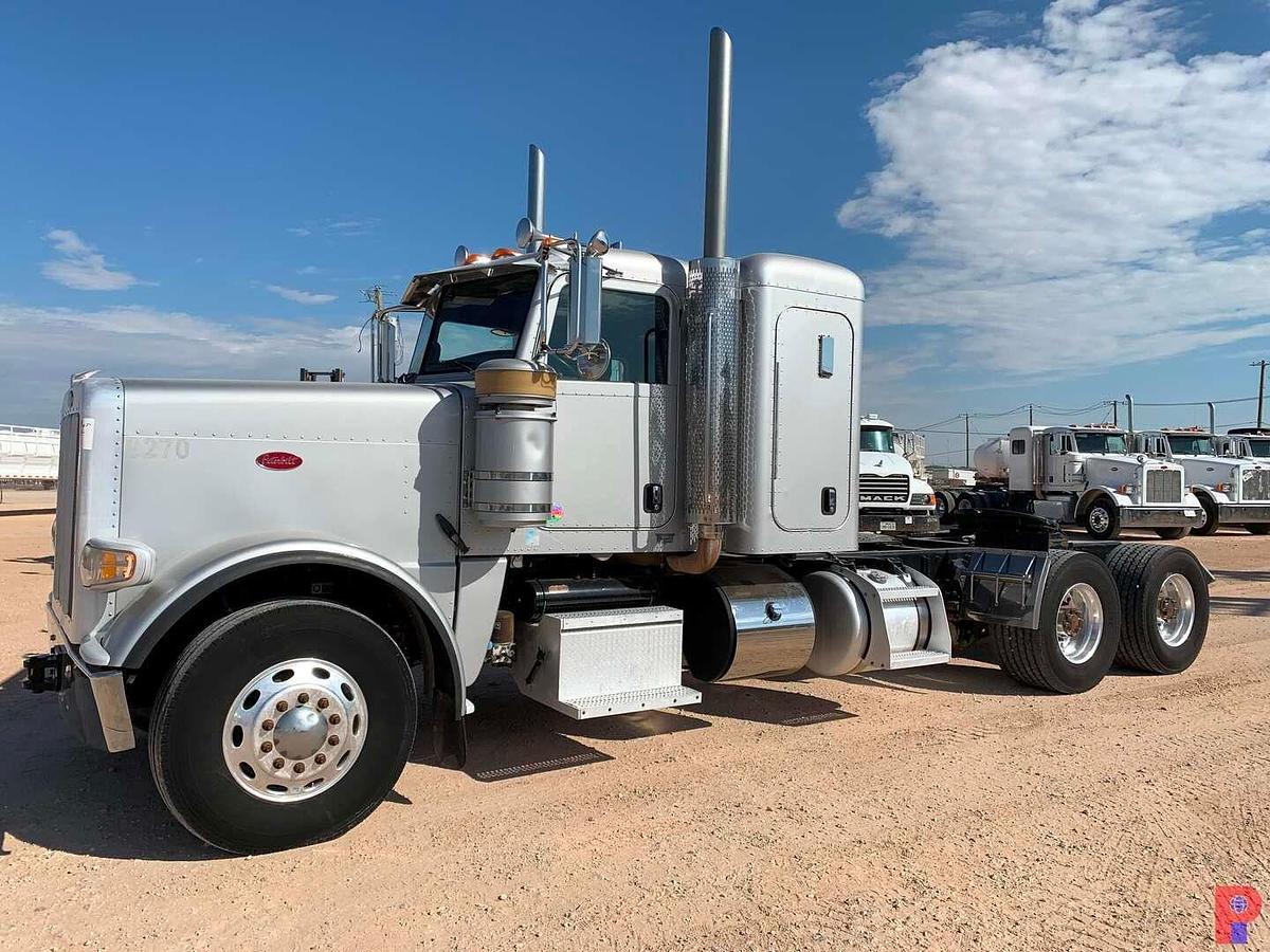 Used 2013 PETERBILT 388 T/A SLEEPER HAUL TRUCK