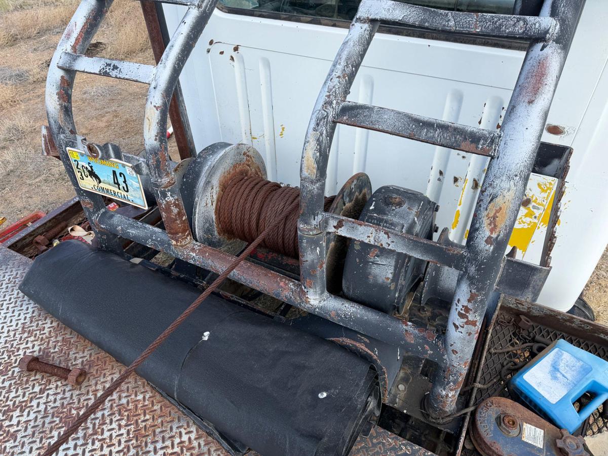 Used 1988 INTERNATIONAL 1954 S/A WINCH TRUCK
