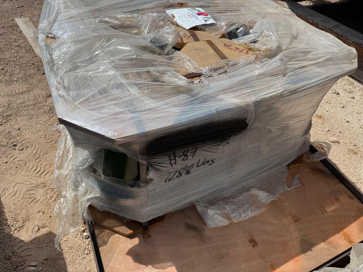 Used PALLET W/ (9) UNUSED PZ-10/11 6-1/4” PUMP LINERS