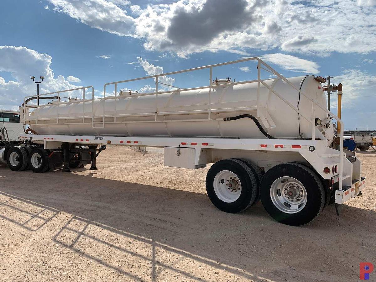 Used 2011 DRAGON 130 BBL T/A VACUUM TRAILER