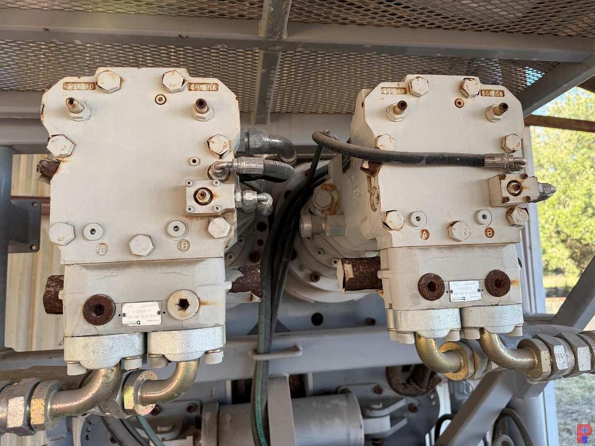 Used COIL TUBING INJECTOR HEAD (INCOMPLETE)