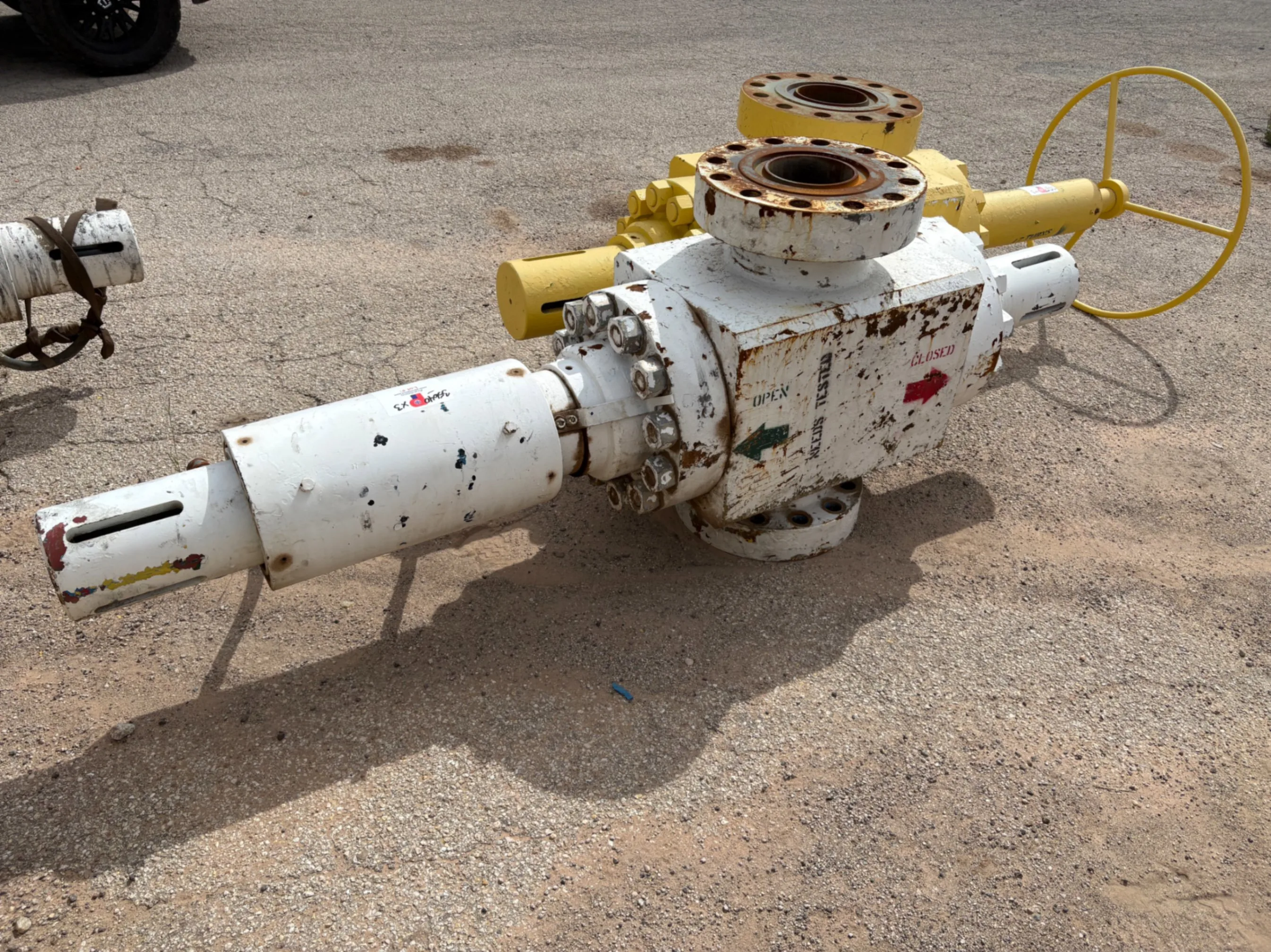 Used (3x$) (3) 7-1/16” 10k hydraulic frac valves