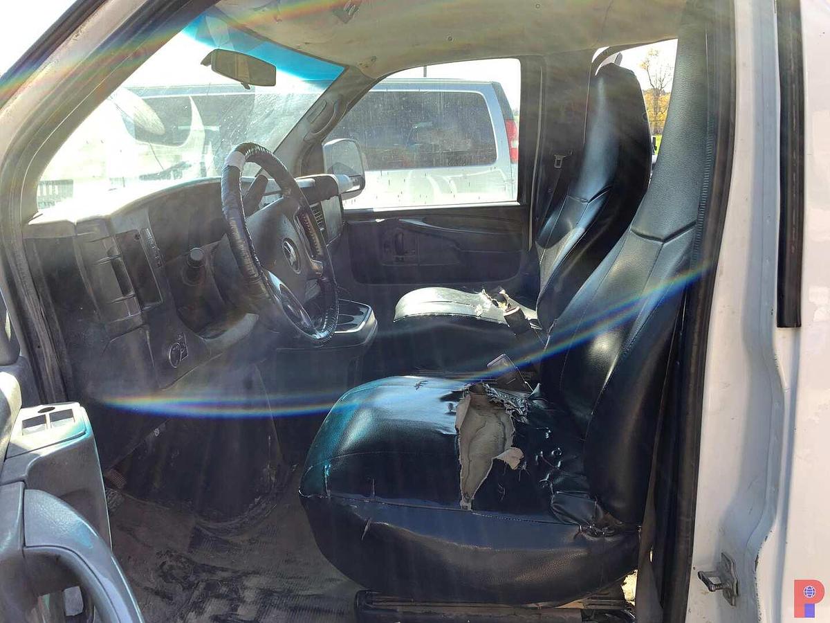 Used 2013 CHEVROLET EXPRESS PASSENGER VAN