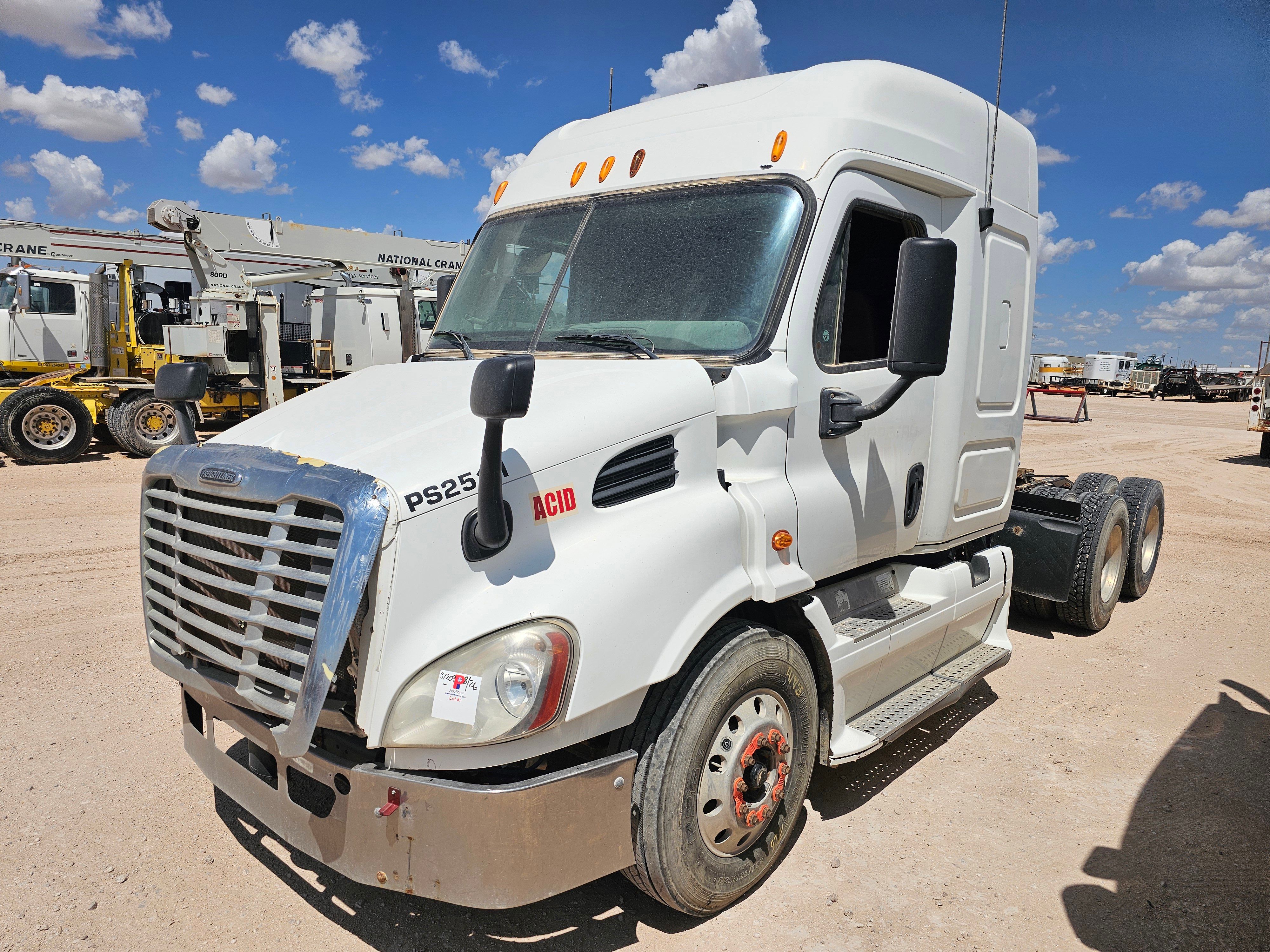 Used 2012 FREIGHTLINER CASCADIA T/A SLEEPER HAUL TRUCK
