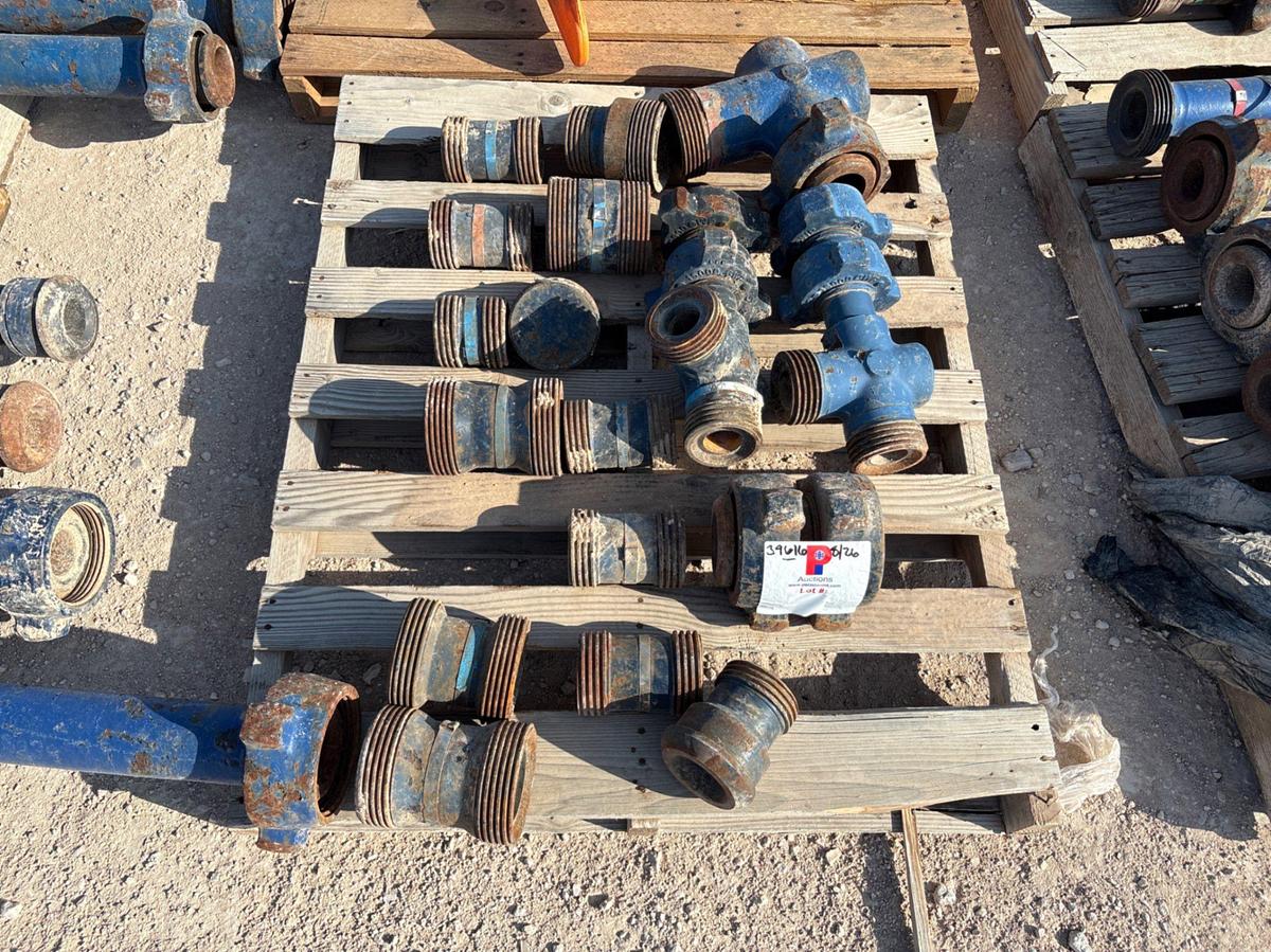 Used Pallet w/ (1) 3” 1502 90° fitting, (2) 2” 1502 90°s, and assorted double male adapters