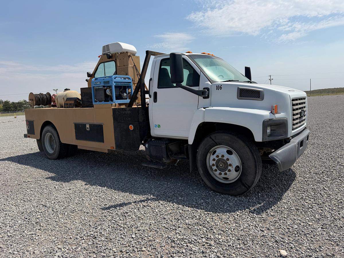 Used 2008 CHEVROLET HYDROTEST FLATBED TRUCK