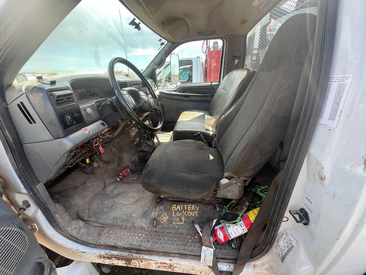 Used 2006 FORD F-650 SUPER DUTY ROUSTABOUT TRUCK