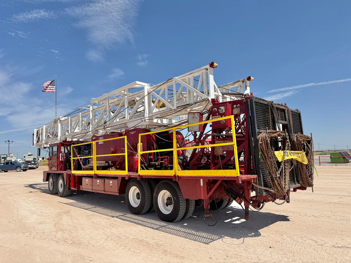 Used 1980 TAYLOR 4-AXLE WELL SERVICE RIG