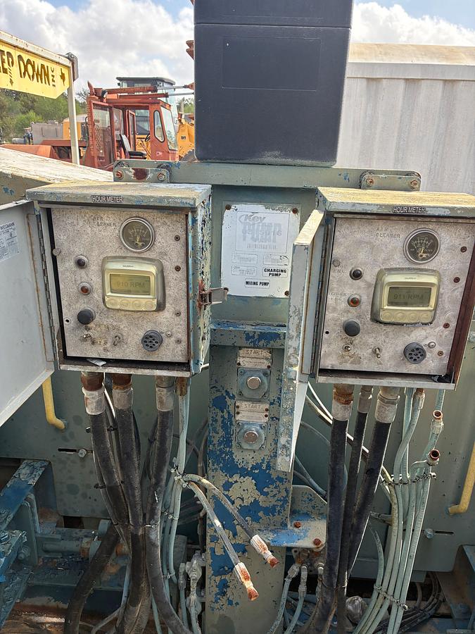 Used GARDNER DENVER PZ8 TRIPLEX MUD PUMP P/B (2) DETROIT SERIES 60 14L's 665-HP, SKIDDED