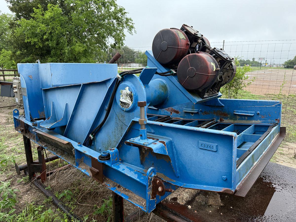 Used 2011 NOV BRANDT COBRA 3-PANEL 104” X 67” X 54” SHALE SHAKER