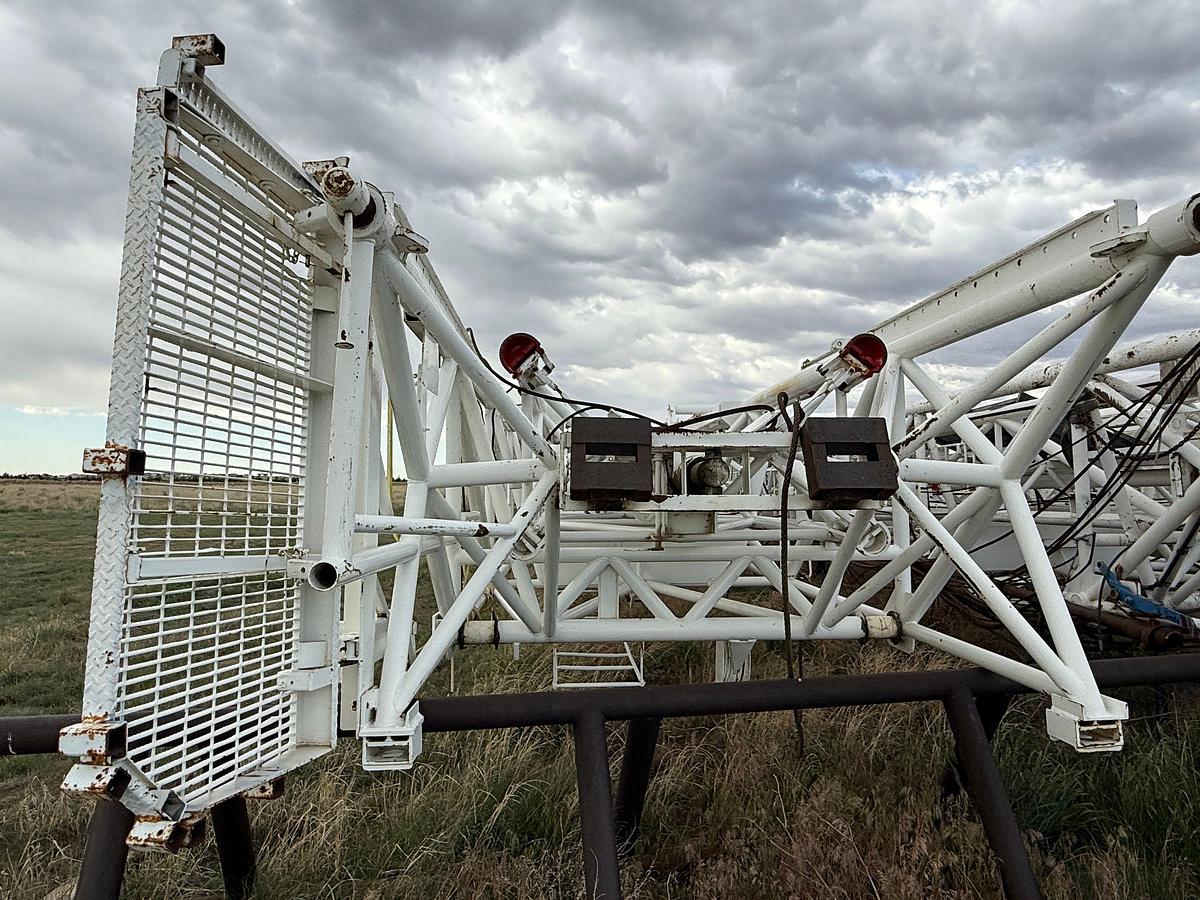 Used NOV FRANKS 96’ X 215,000 LBS. DERRICK