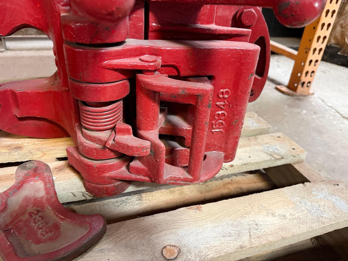 Used KEYSTONE YT 75-TON SLIP TYPE ELEVATOR