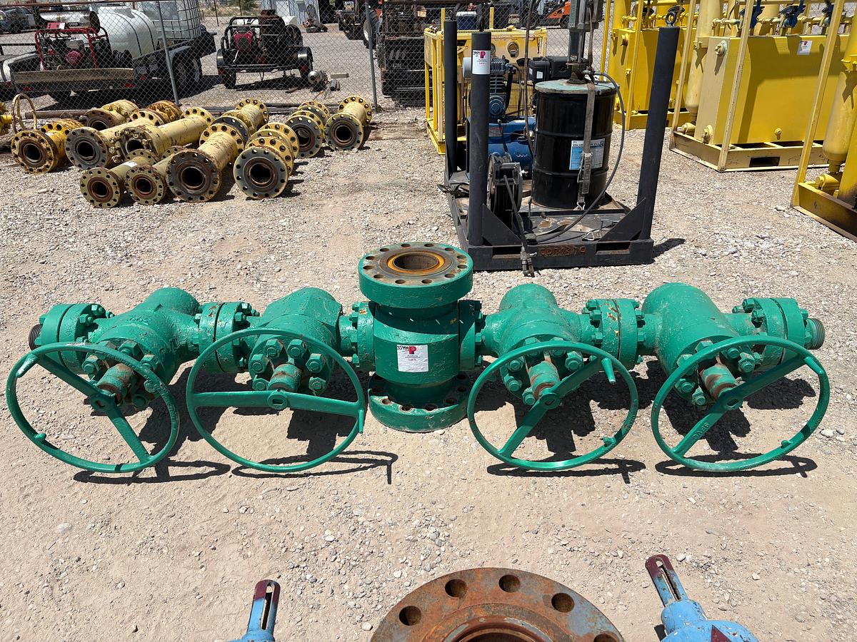 Used 7-1/16” x 4” fluid cross w/ (4) 4” 10k gate valves