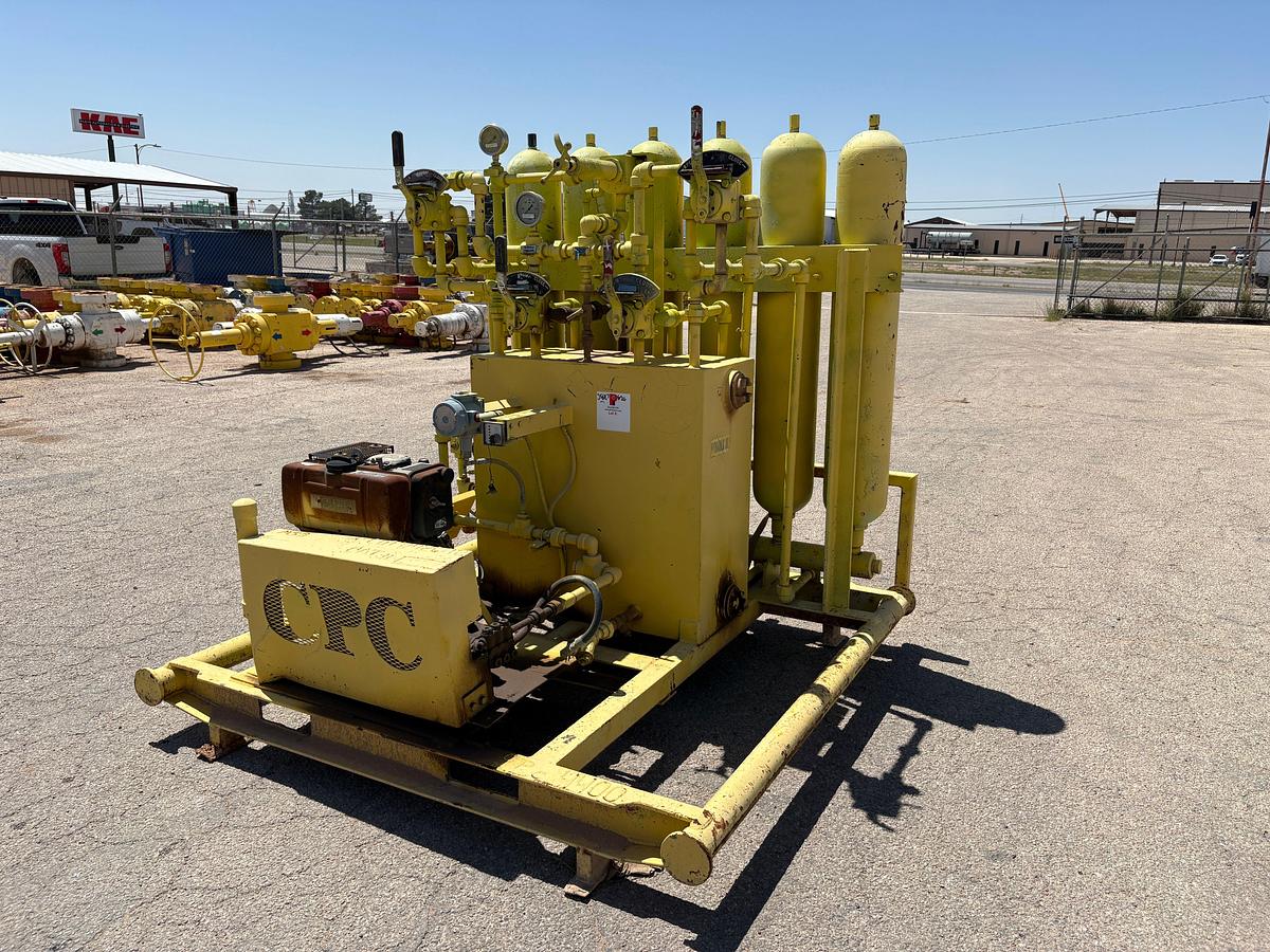 Used 4-station closing unit, skidded