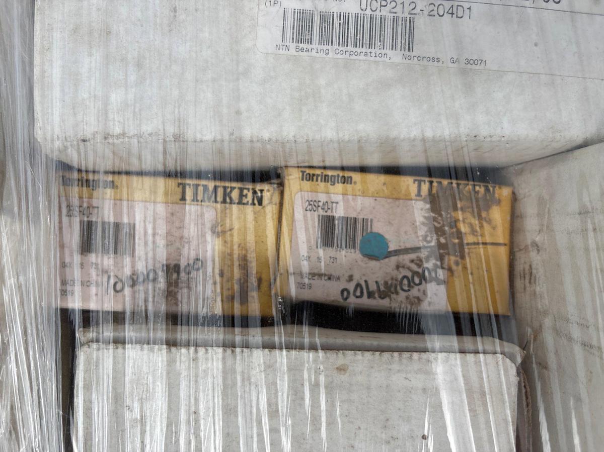 Used (3 pallets) of assorted oil seals & pillow block bearings,