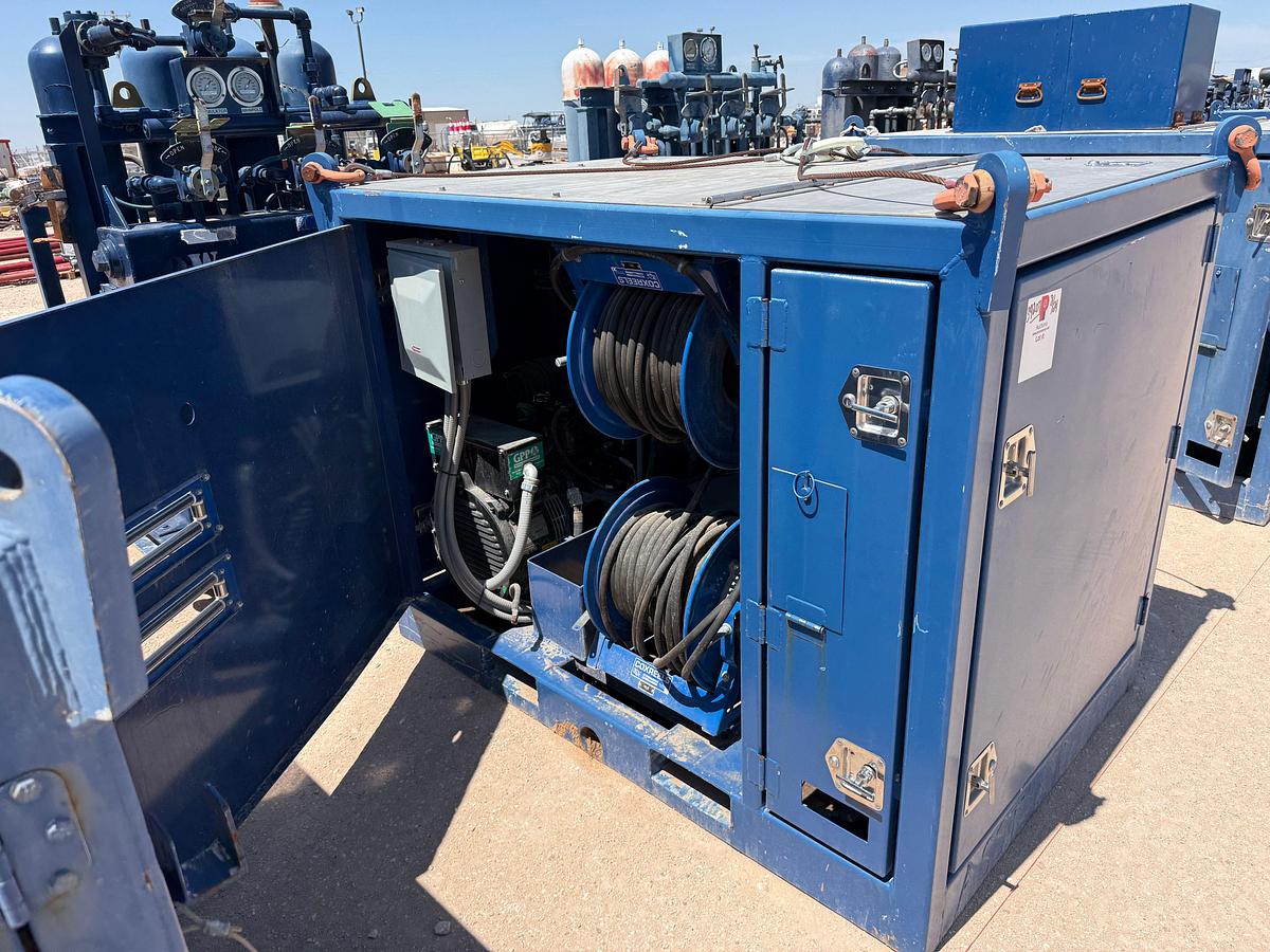Used SELF CONTAINED 20K WP GREASE INJECTION UNIT COMBO P/B 8.4-KW ISUZU DIESEL GENERATOR