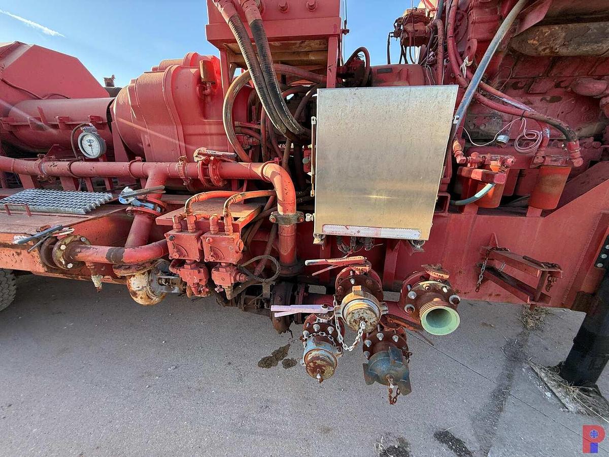 Used GEOQUIP 2,000 HP TRIPLEX FRAC PUMP P/B DETROIT 16V149TTIA ON T/A TRAILER