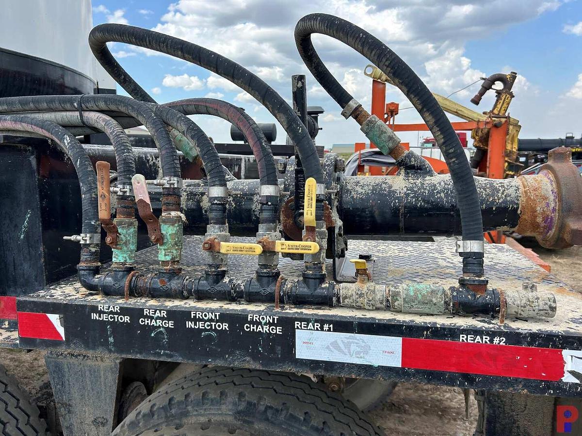 Used 2018 TIGER MANUFACTURING CO. DOUBLE POD PNUEMATIC DRY BULK TRAILER