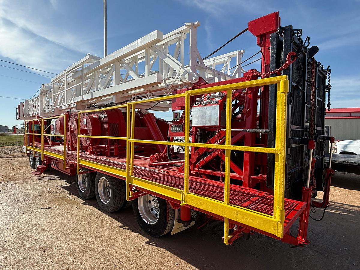 Used 2012 RIG WORKS MUSTANG 550 DD 104’-275K 5-AXLE WELL SERVICE RIG