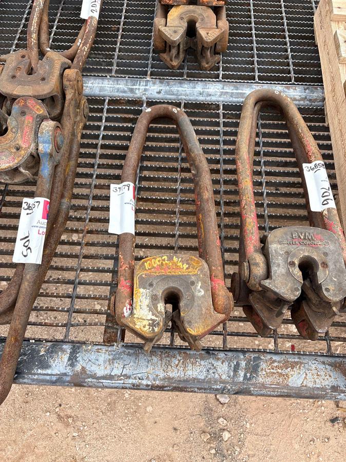 Used (2) BVM plate type rod elevators