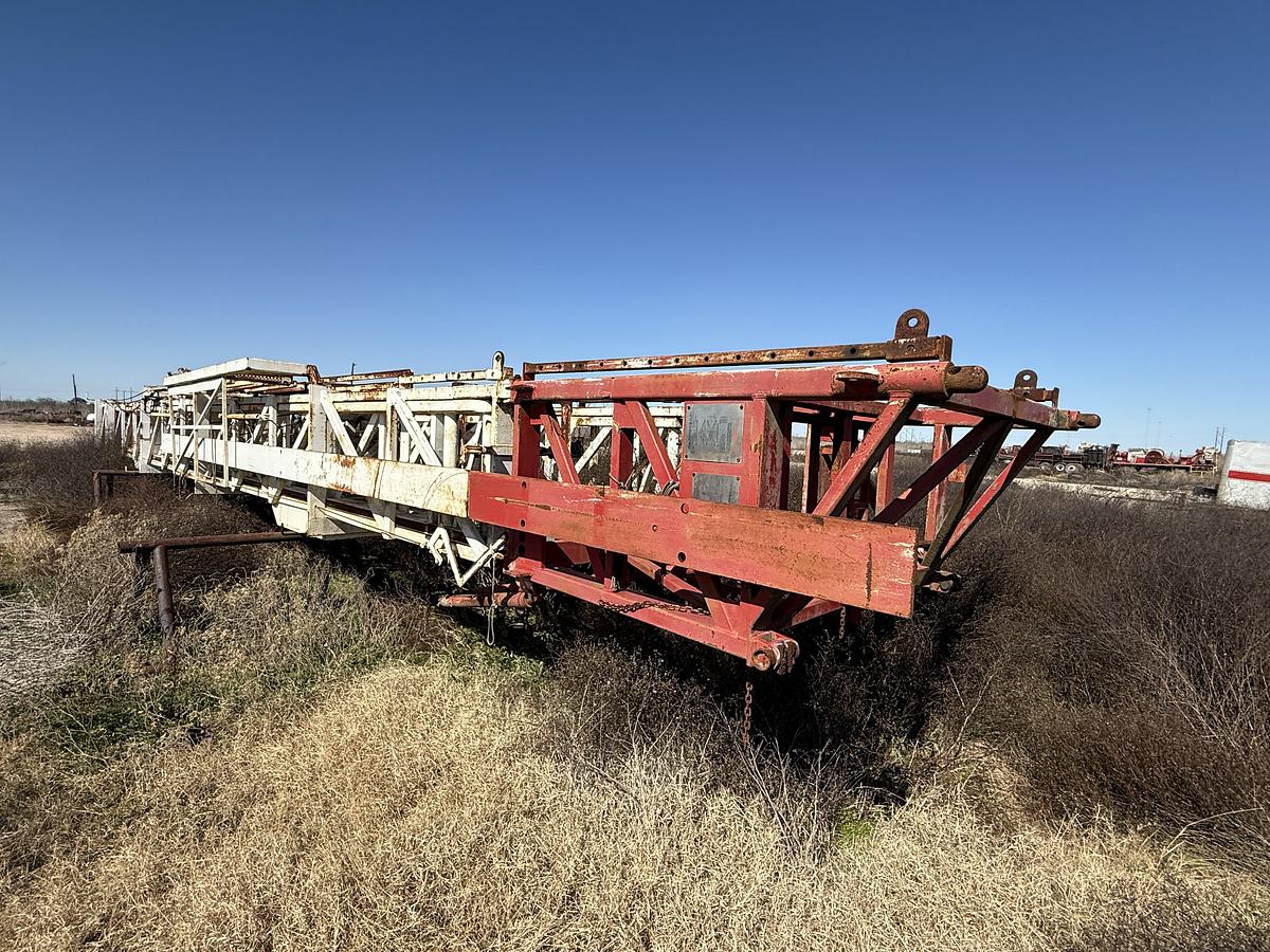 Used 2004 DRILLING STRUCTURES INT’l LANCO 104’-240K LBS DERRICK & Y-BASE