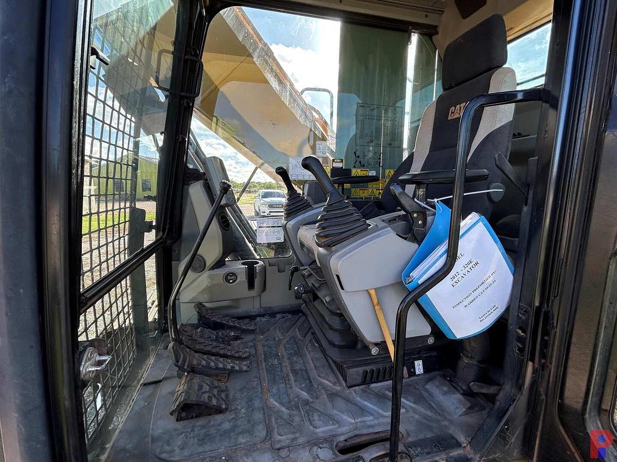 Used 2012 CATERPILLAR 320E CRAWLER EXCAVATOR