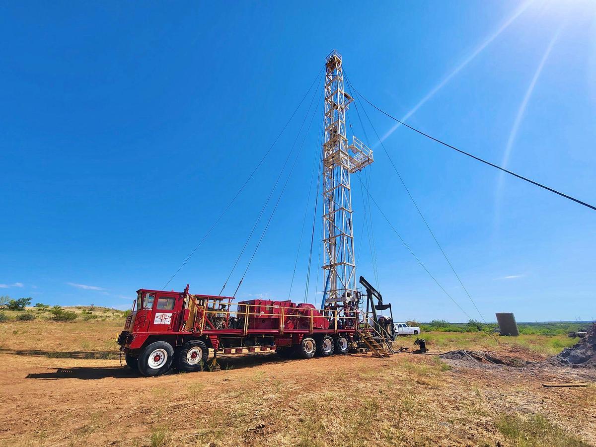 Used Cooper LTO 350 DD Well Service Rig w/ 97 x 200k Mast (Last Worked July 2026)