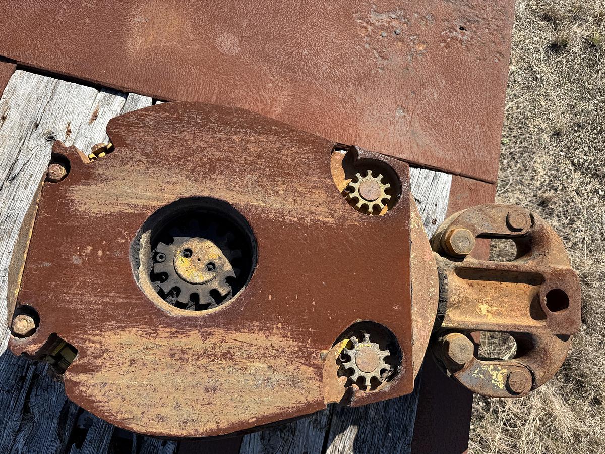 Used MCKISSICK 100-TON 24” 3-SHEAVE WELL SERVICE TRAVELING BLOCK