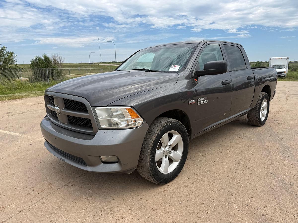 Used 2014 RAM 1500 HEMI 4X4 CREW CAB PICKUP TRUCK
