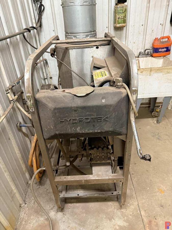 Used HYDRO TEK HN30004E2G 3K PSI 8HP/230V/1PH NAT GAS 440K BTU PRESSURE WASHER