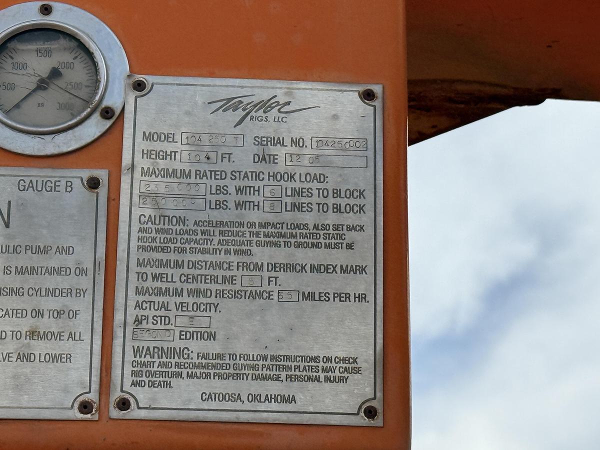 Used 2006 TAYLOR 104’-250K LBS DERRICK