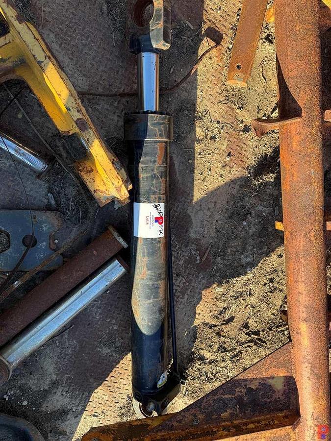 Used 45” X 6” 2,500 PSI HYDRAULIC CYLINDER
