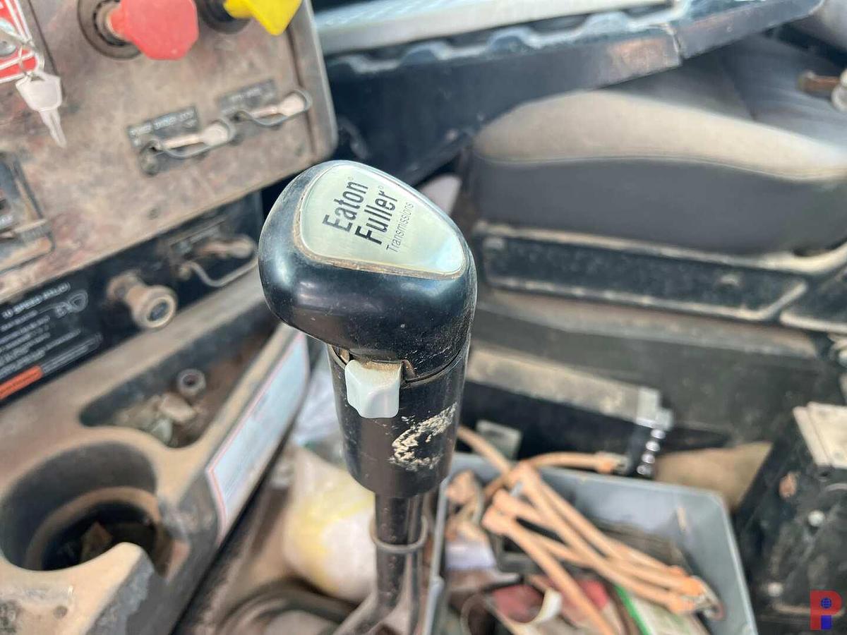 Used 1999 INTERNATIONAL  9400 T/A CEMENT PUMP TRUCK