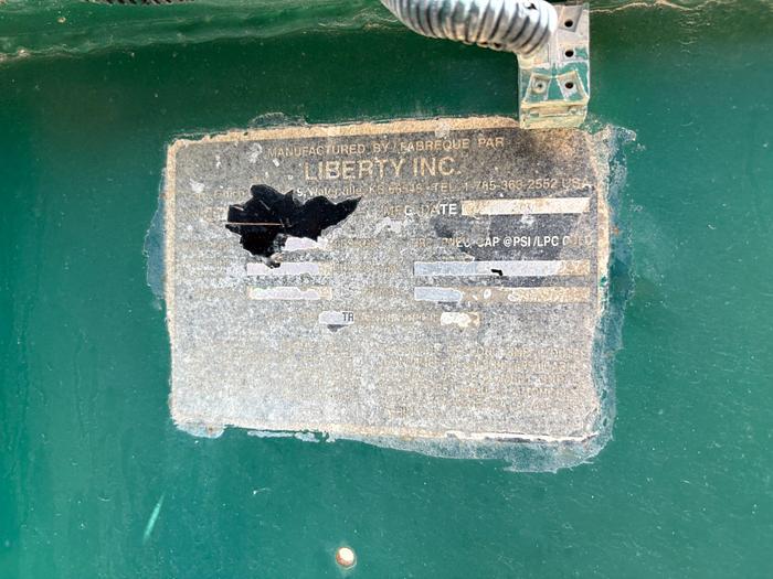 Used 2002 LIBERTY 13’4” X 102” T/A GOOSENECK TRAILER