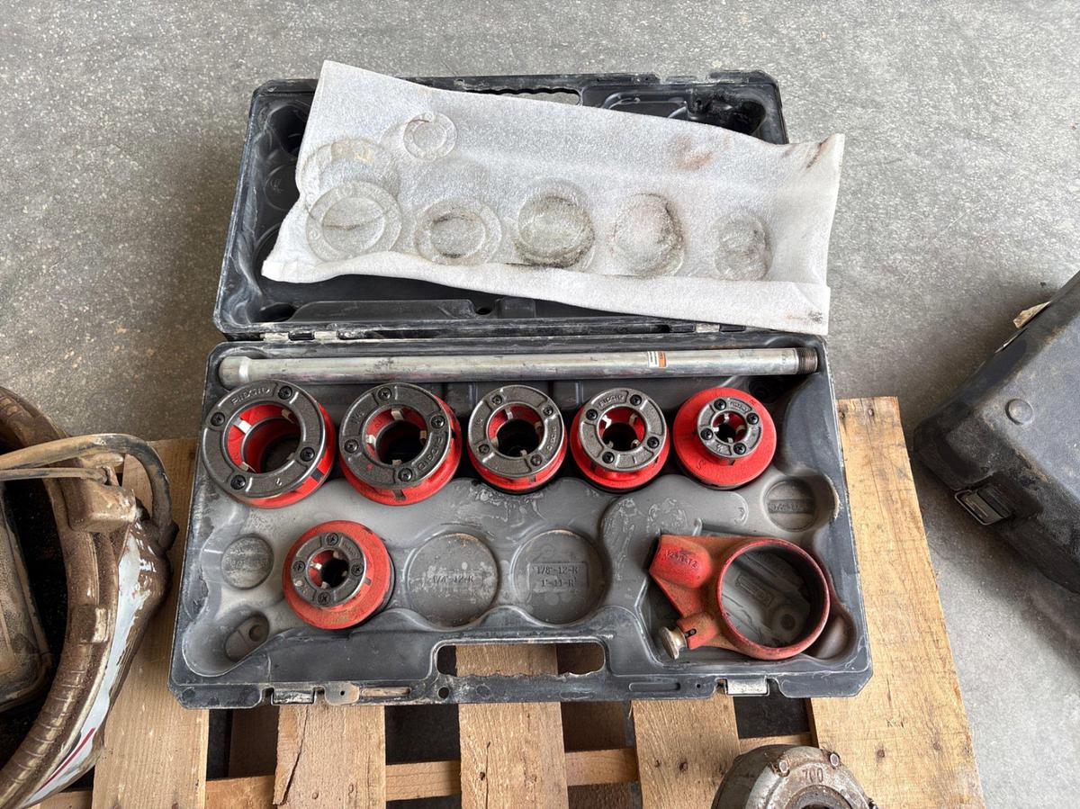 Used RIDGID model 700-t2 portable pipe threading machine
