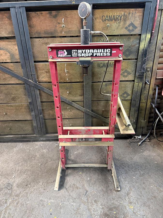 Used CHAMPION 4-1/2” METAL CUTTING BANDSAW ON STAND & 20-TON HYD. SHOP PRESS