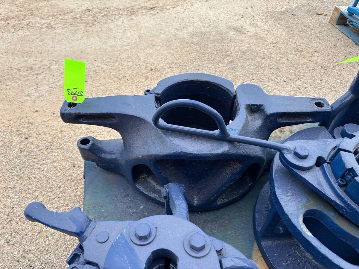 Used WW 8” side door casing elevator