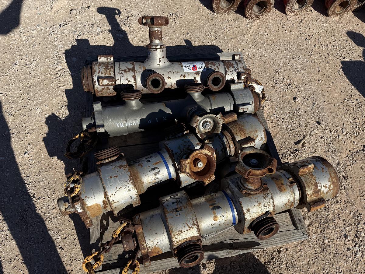 Used (4) MULTI-SIZE SINGLE PLUG CEMENT HEADS