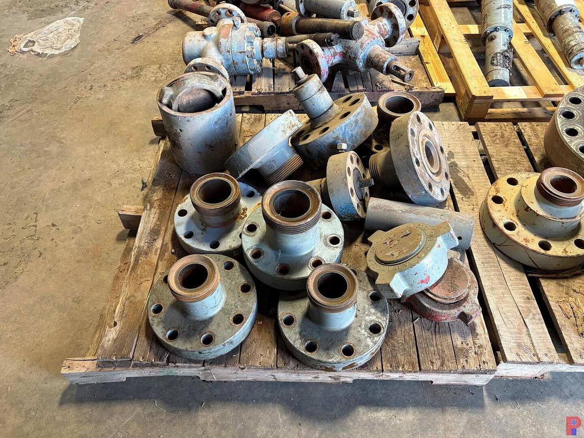 Used PALLET OF (7) ASSORTED 3” & 4” WECO FLANGES & VALVE STEM PARTS